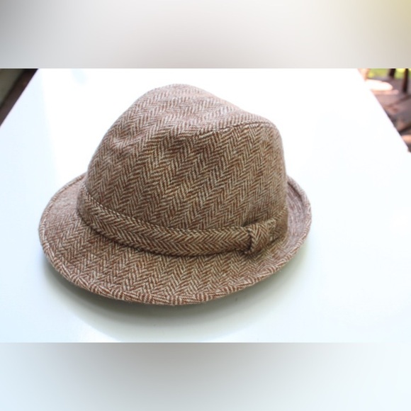 Beautiful Lock & Co. hatters hat - Picture 9 of 11